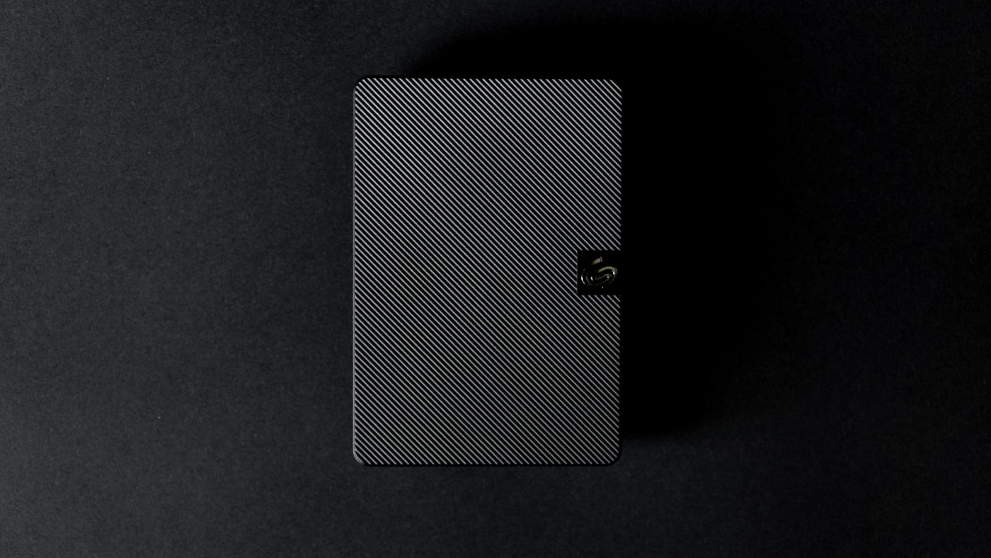 External drive for organising and archiving assets